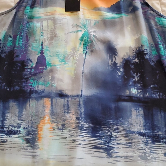 Palm Trees and Sunset blouse - Picture 4 of 9